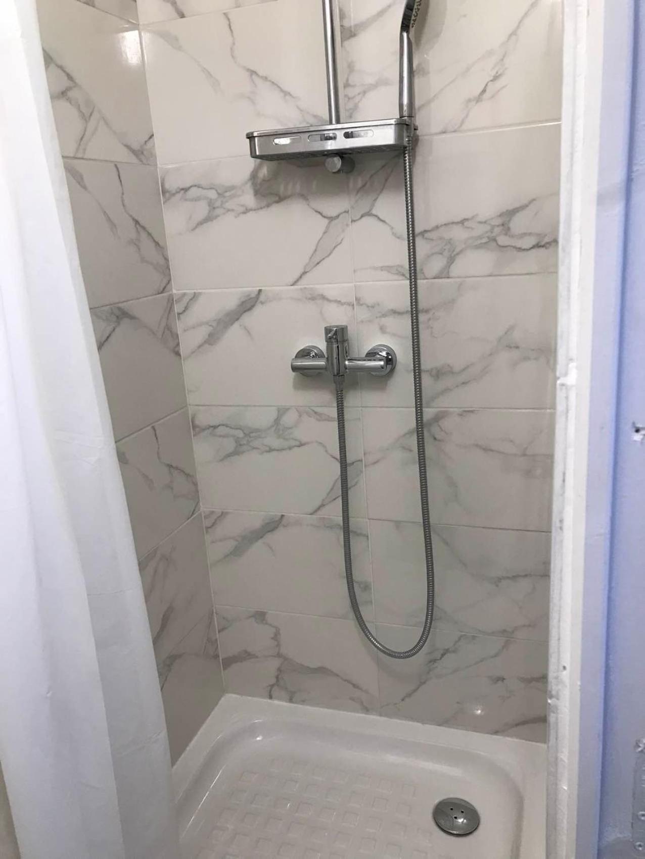 Bed in 10-Bed Mixed Dormitory Room