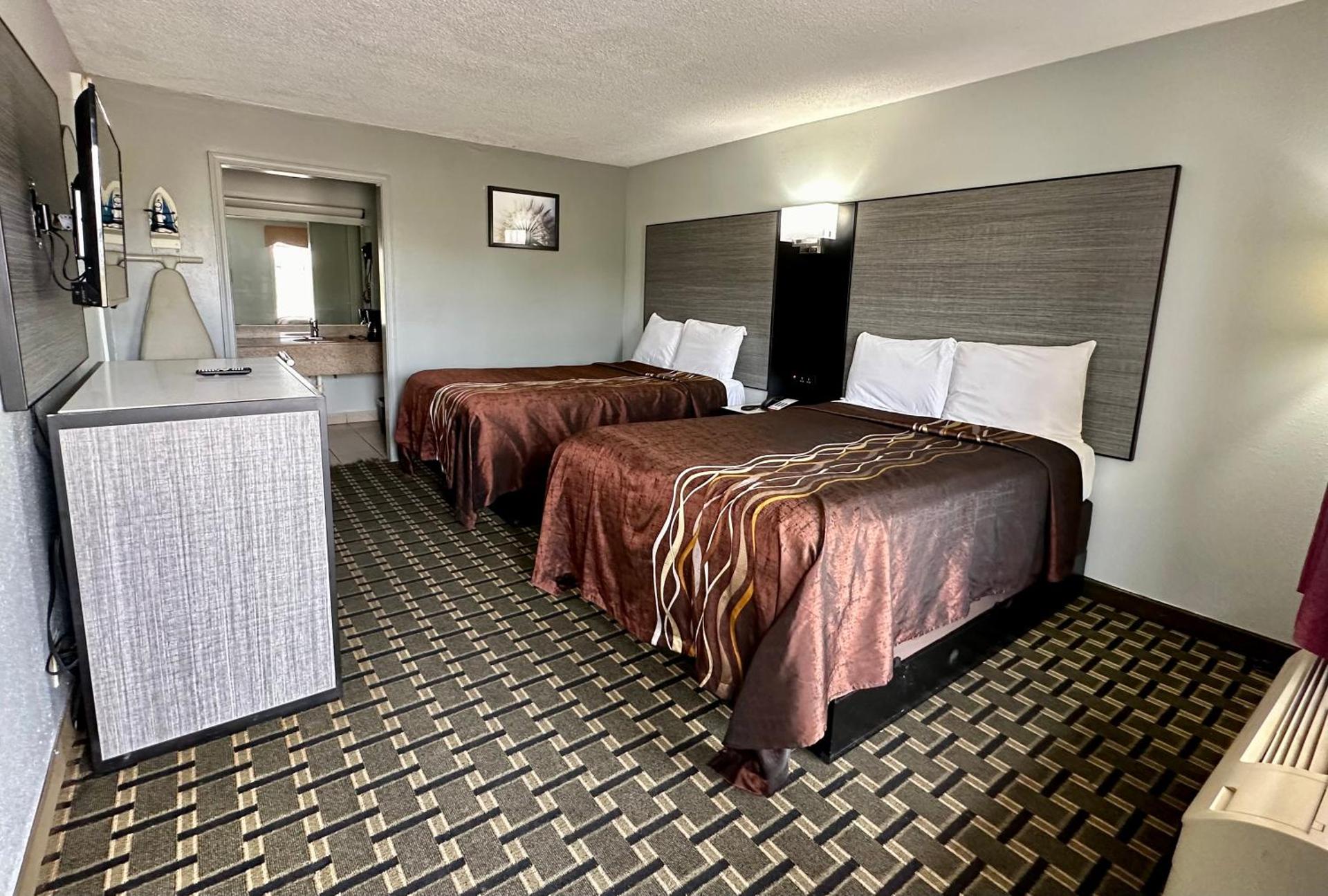 Red Carpet Inn - Natchez