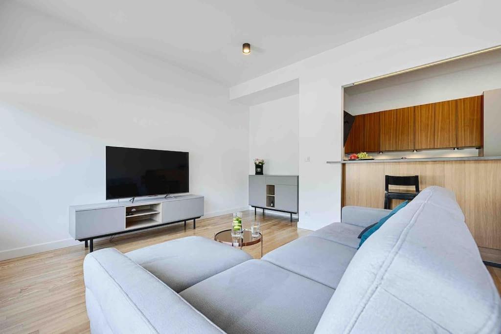 Komfortowy apartament z siłownią i sauną Revisit Apartment 11