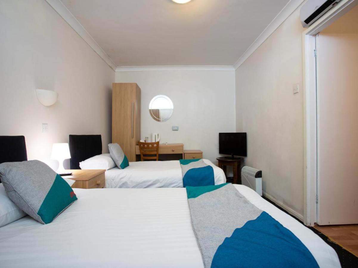Knowesgate Hotel