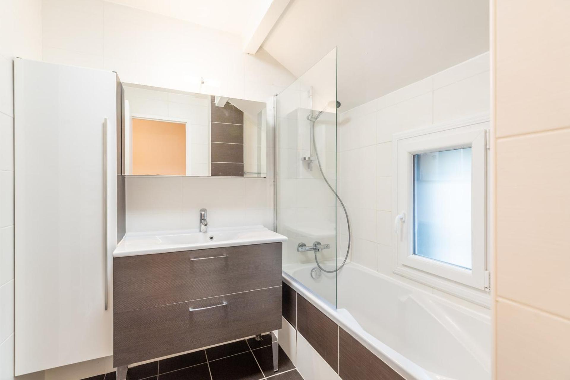 ALPILOC - Town house with garden and winter lounge