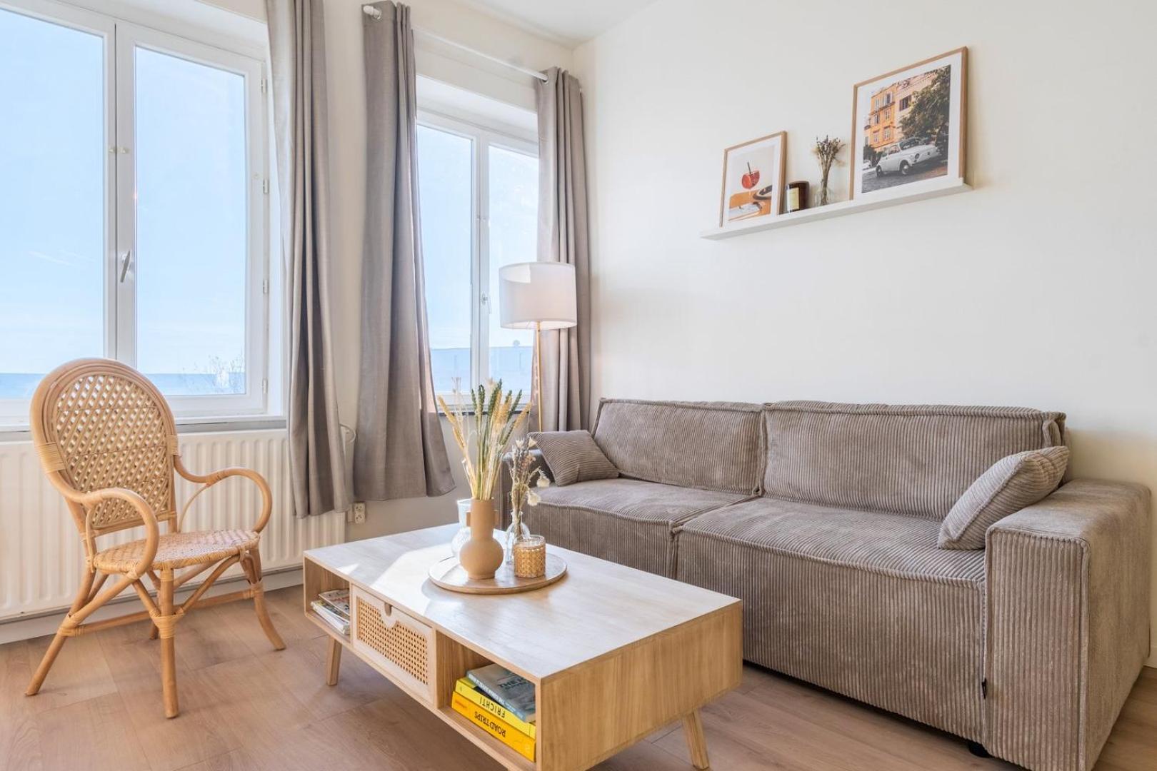 Centre Equipped apartment metro at 50m