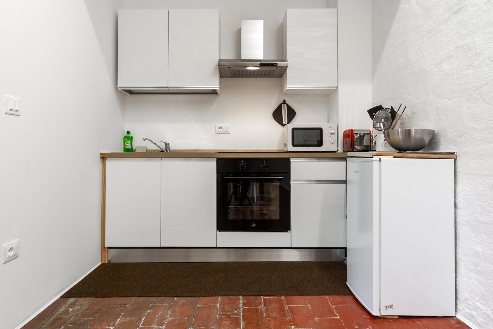 Kitchen or kitchenette