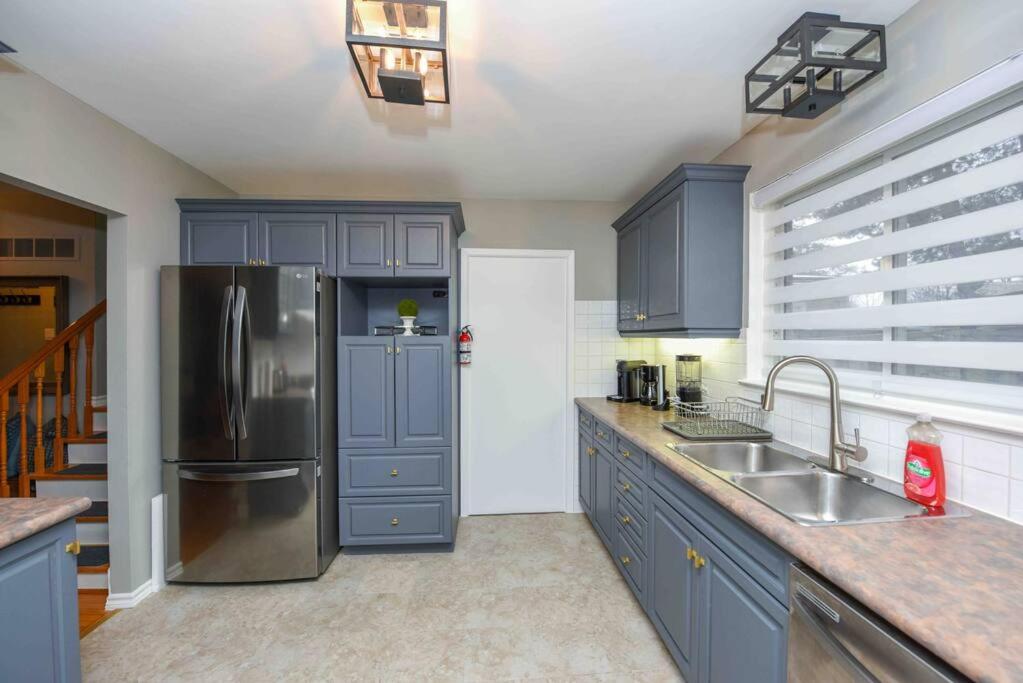 Bright & Cozy 4BR Home for Your Family Stay With Optional Pool Access