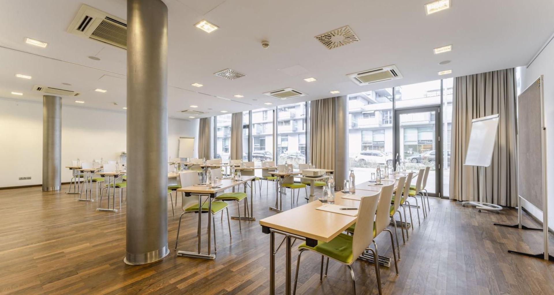 Meeting/conference room