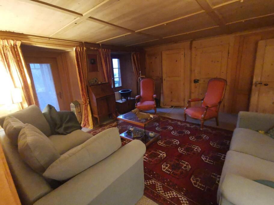 Nouveau à Rougemont - Gstaad Appartement dans Chalet 1830