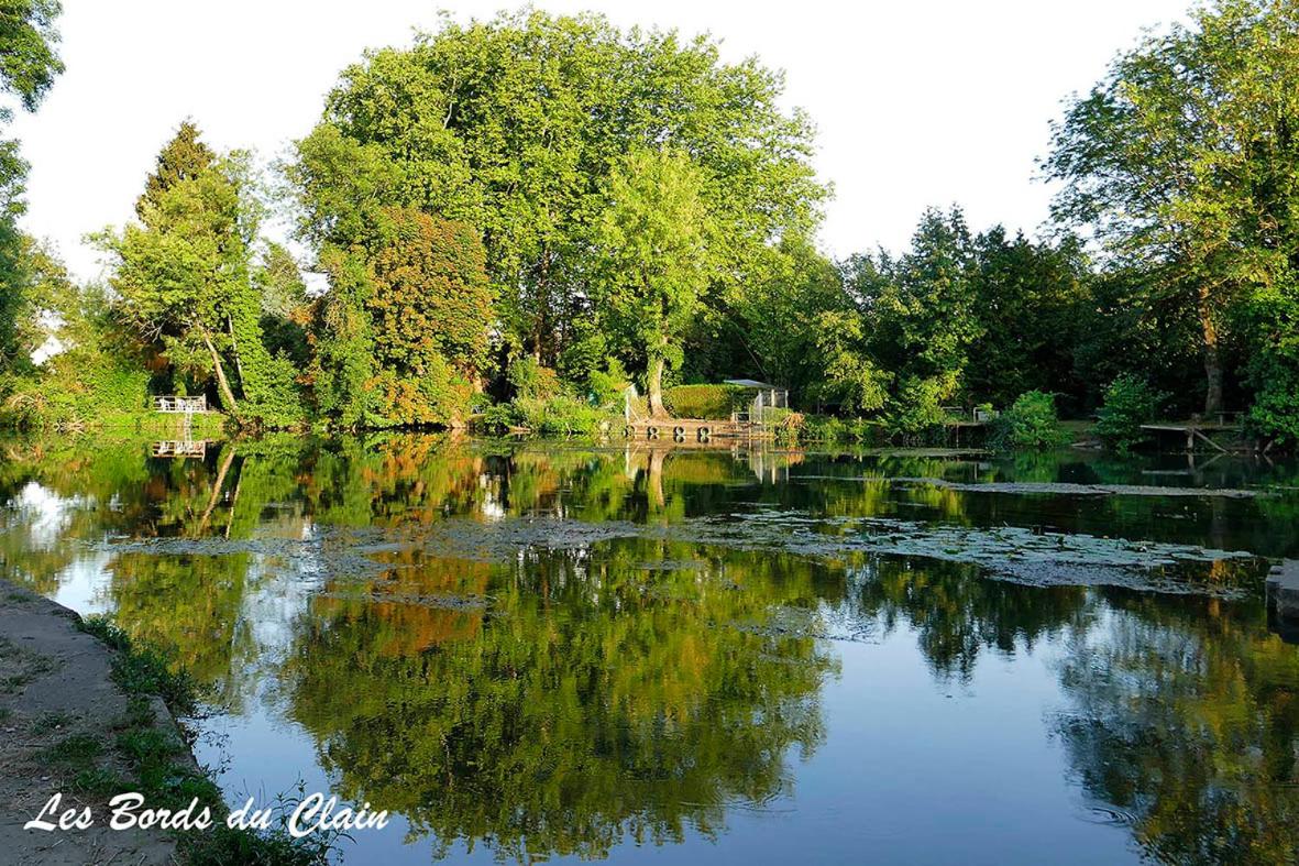 "Les Jardins du Clain"