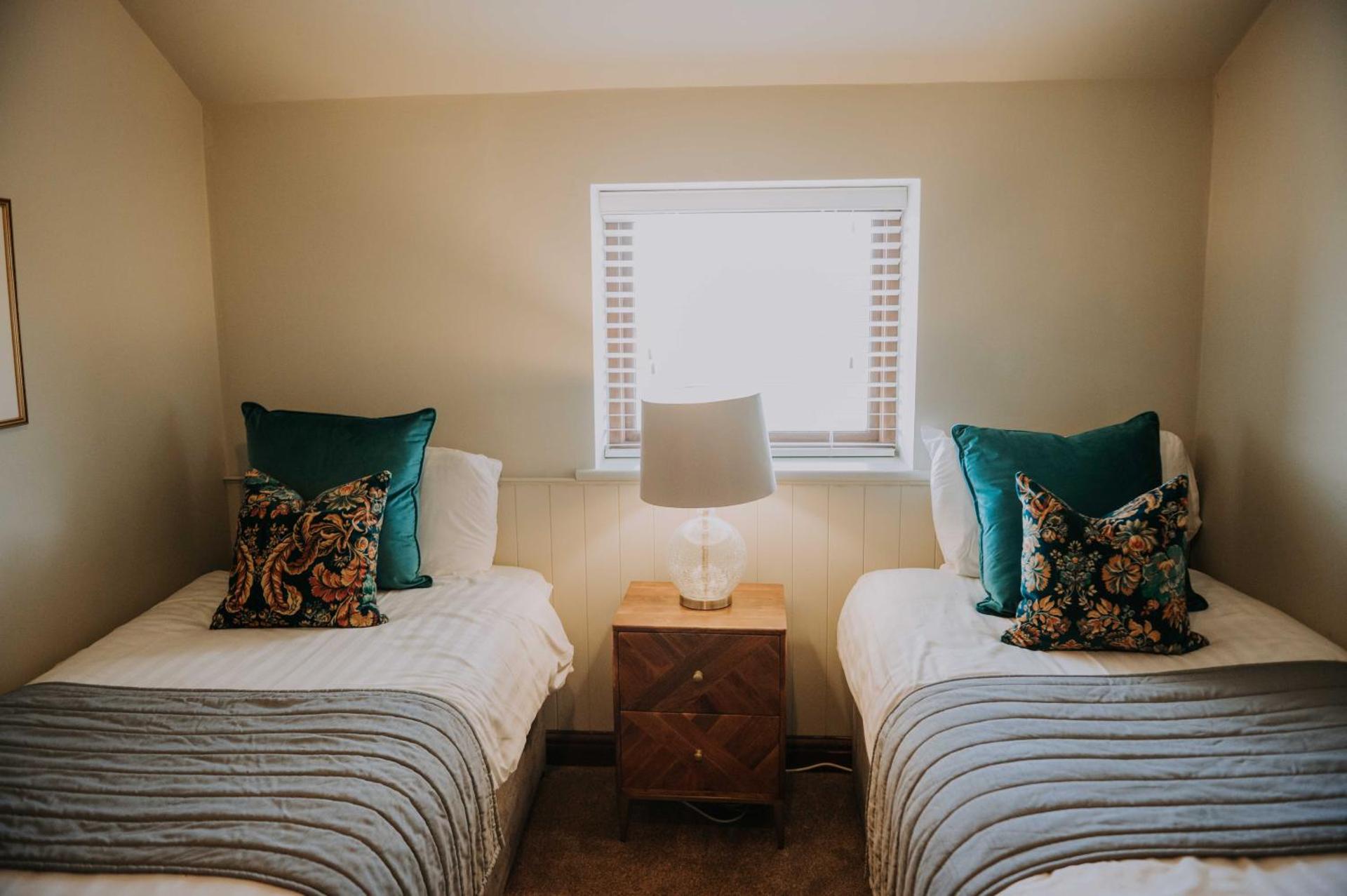 Pattys Barn Holiday Cottages, Cabins and Venue Hire