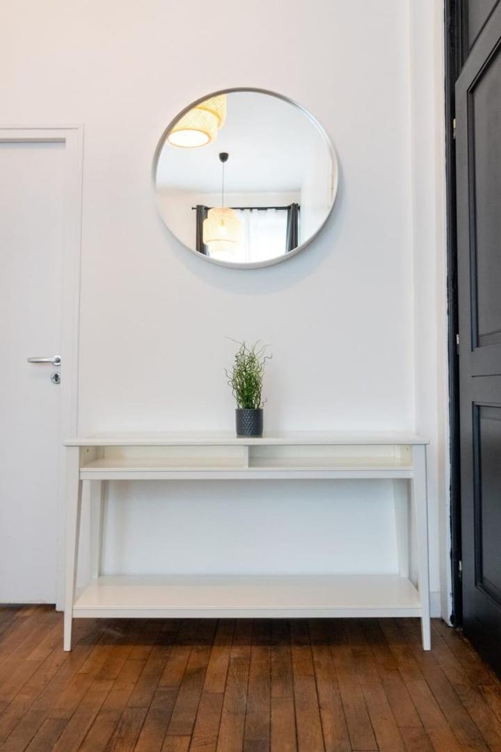 Bright 3-bedroom 2-bathroom flat.