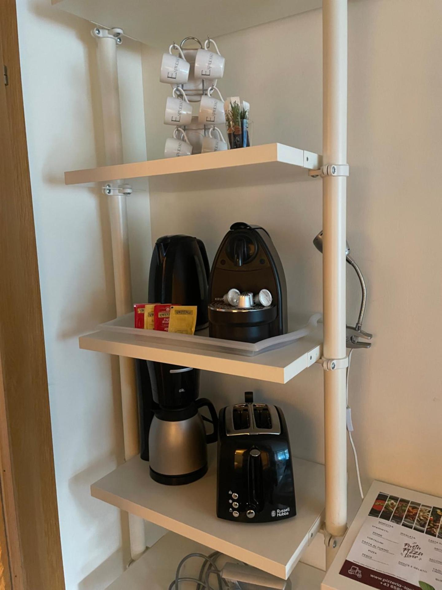 Apartment Blue Jeans