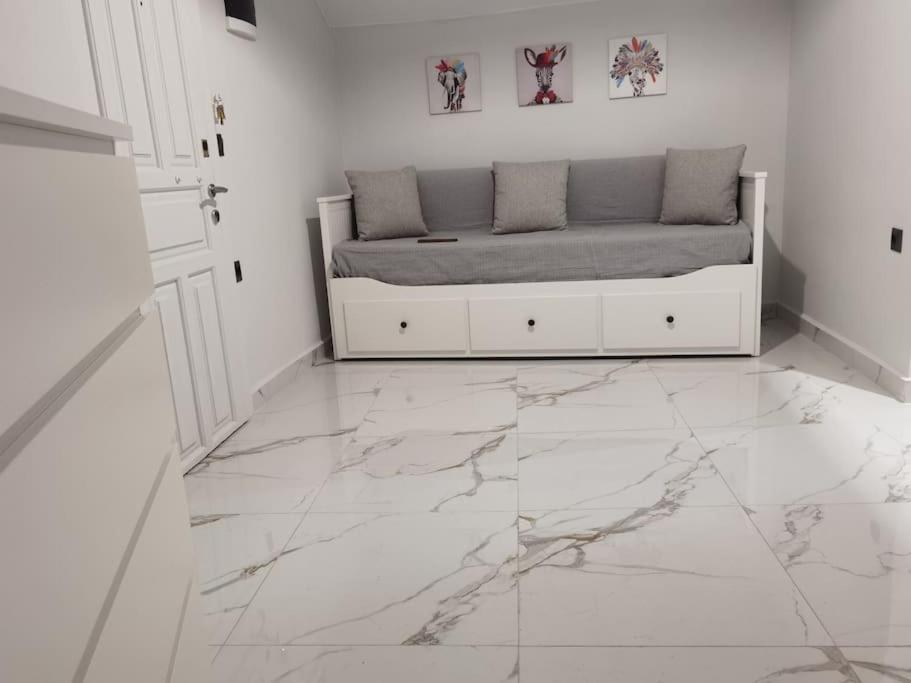 Thess. Urban Apartment