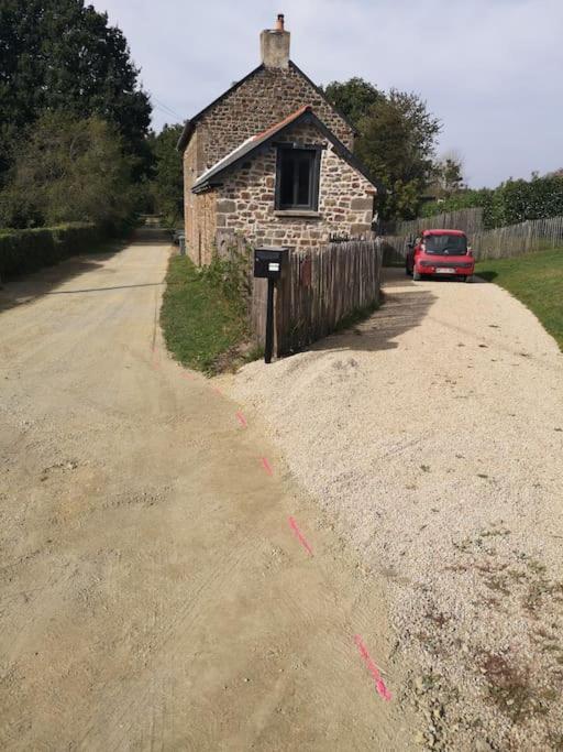 Maison des 11 Écluses-Vue sur le Canal d'Ille-et-Rance