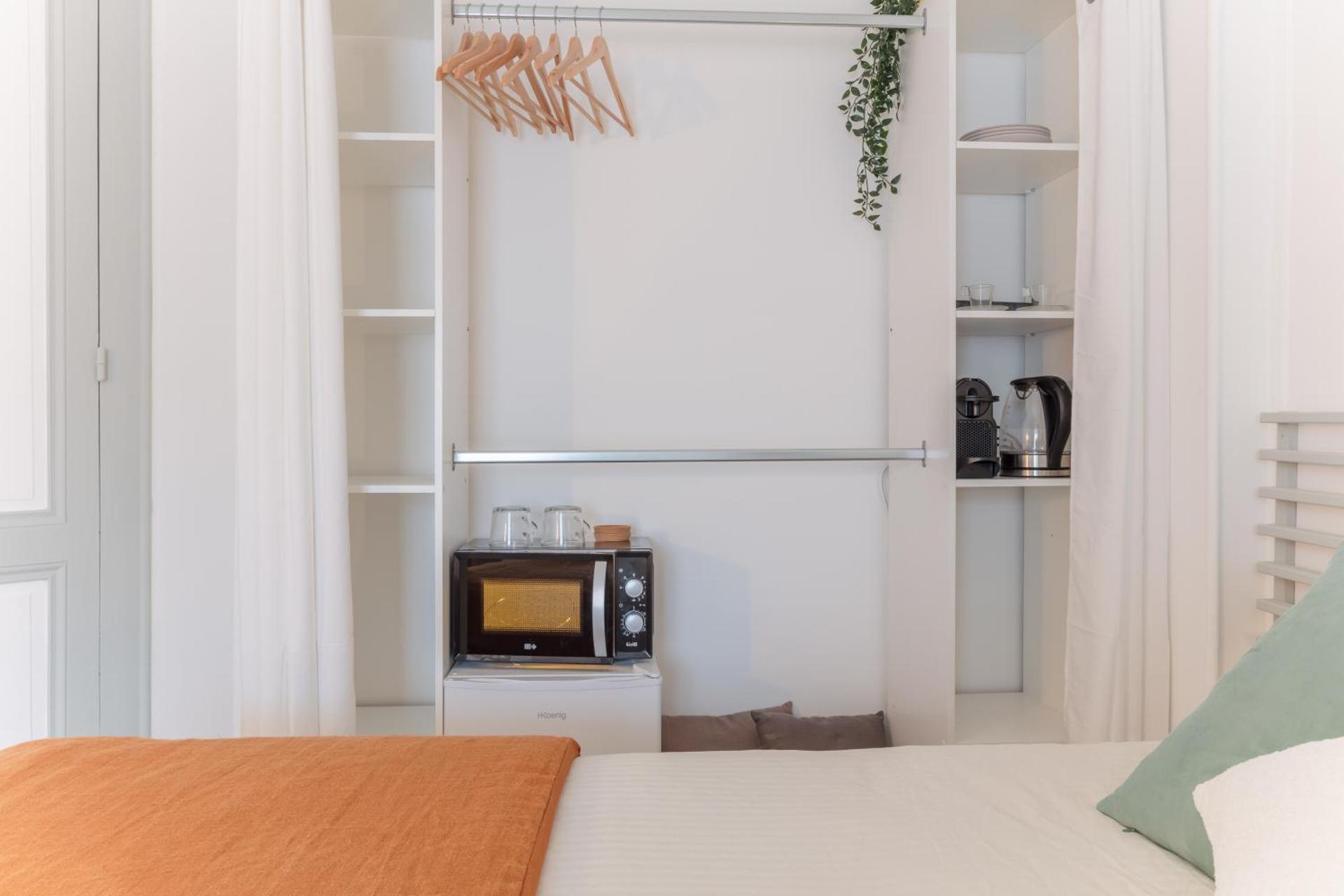 Coffee/tea facilities