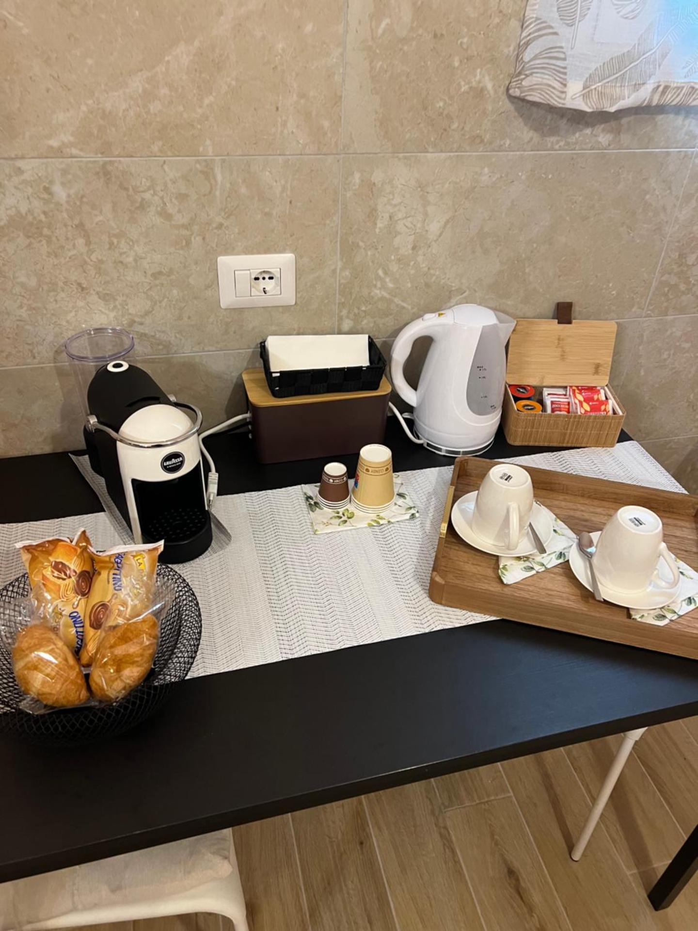 Coffee/tea facilities