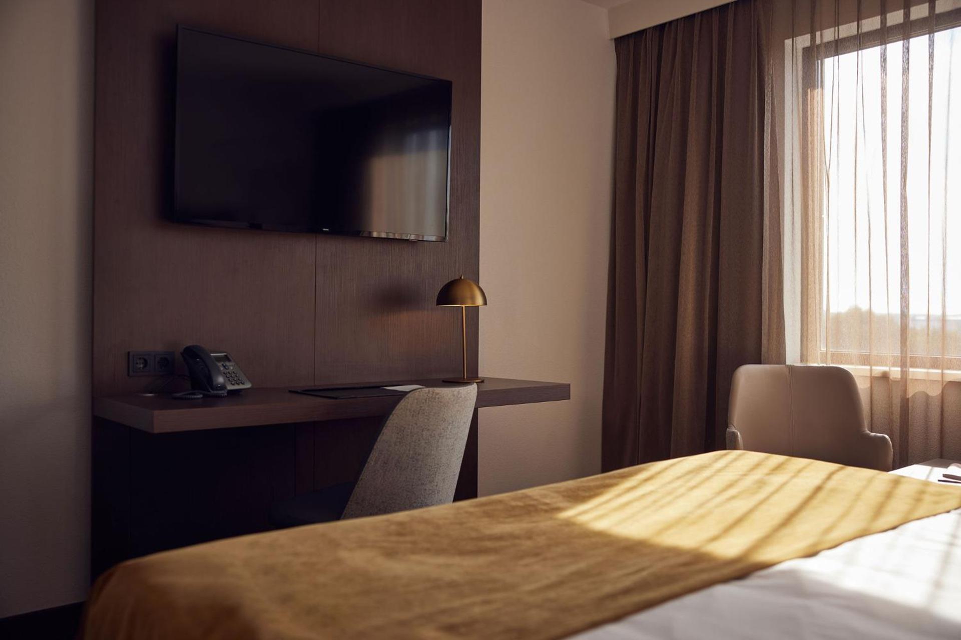 Deluxe Double Room with Bath 