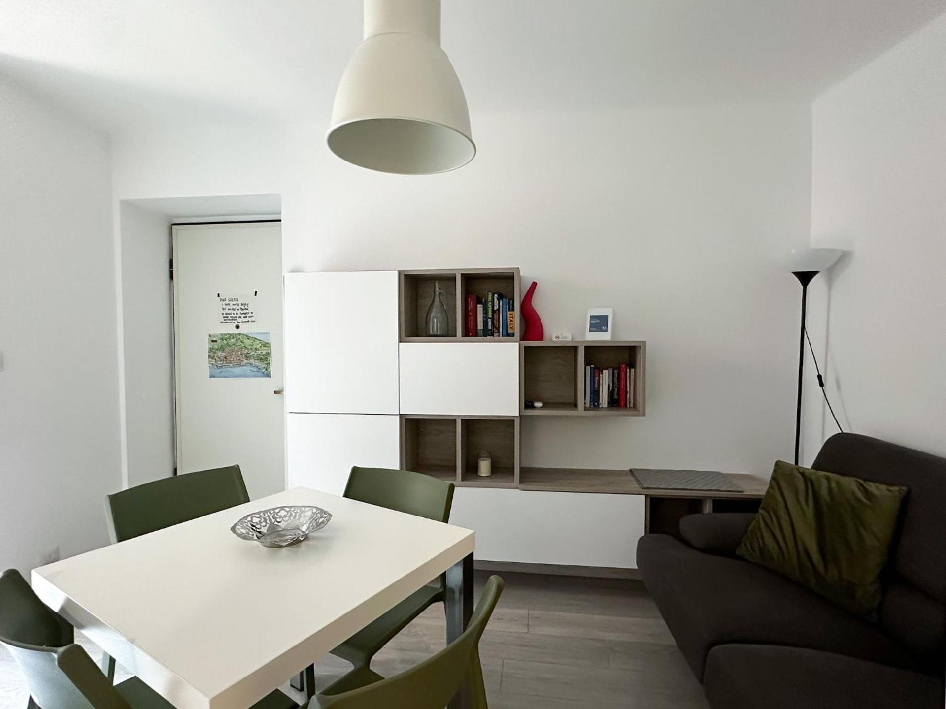 Paloma center town apartment