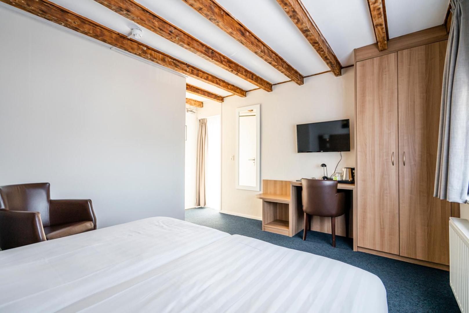 Economy Twin Room (in dependence)