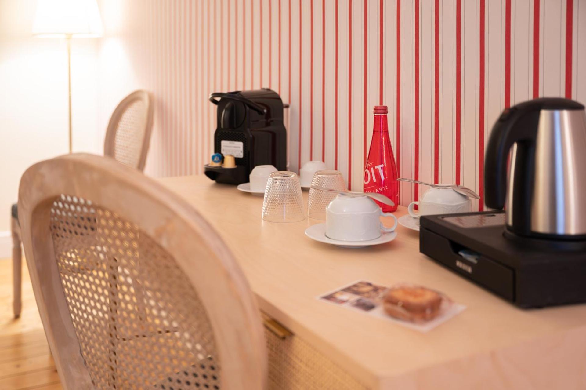 Coffee/tea facilities