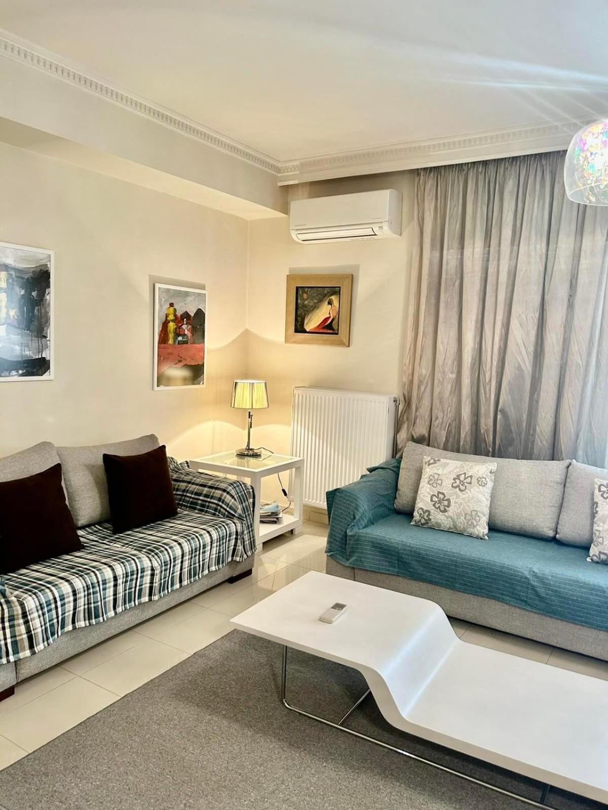 CYNTHIA COMFORT LIVING VOLOS