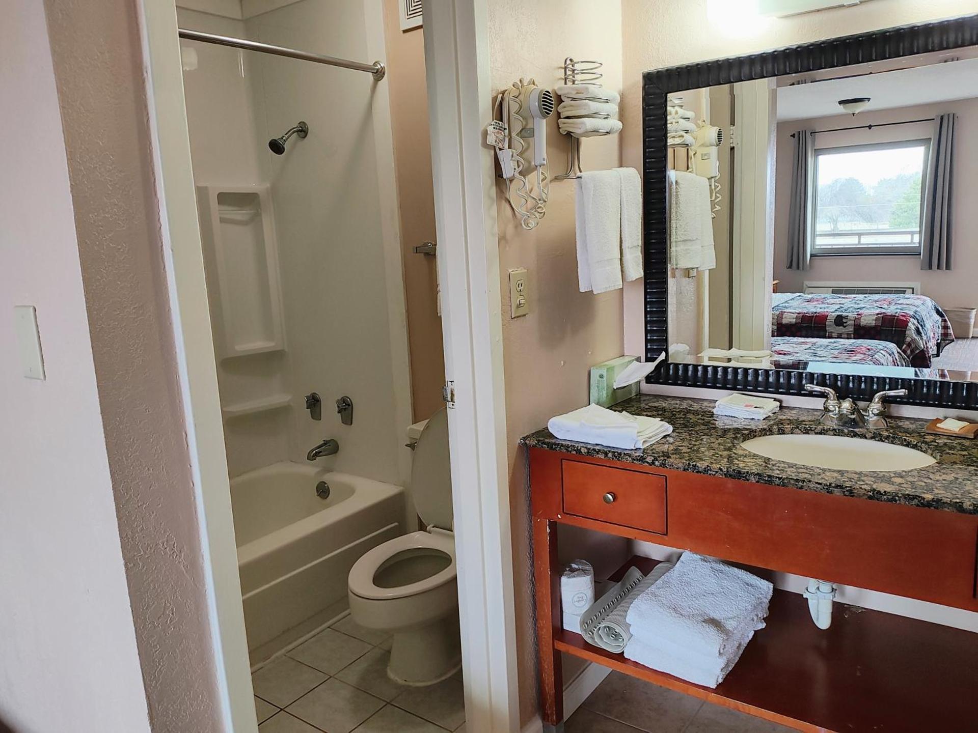 Premium Queen Room with Two Queen Beds