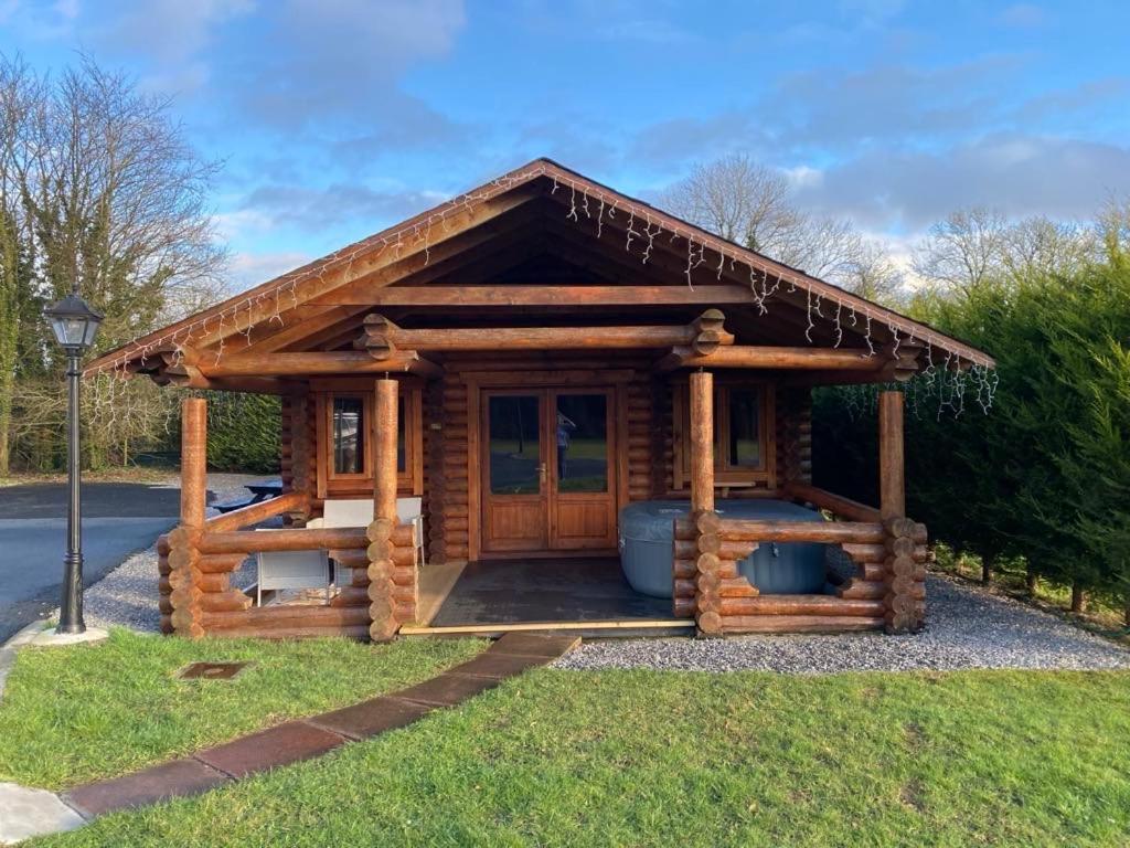 The Old School House *New*