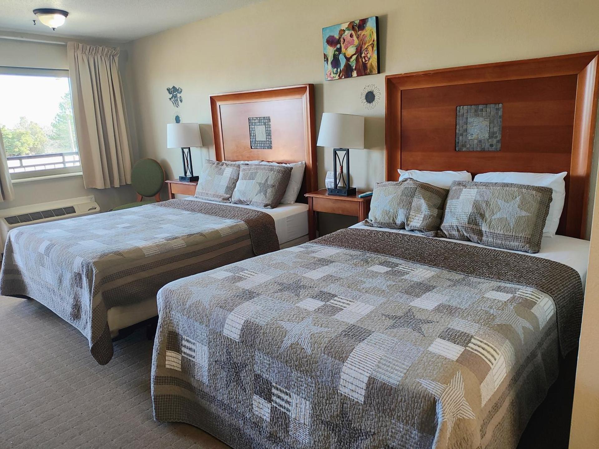 Economy Queen Room with Two Queen Beds 