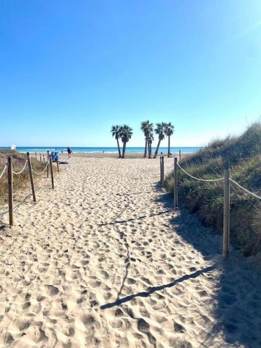 Lujoso apartamento de dos habitaciones en la playa de Canet