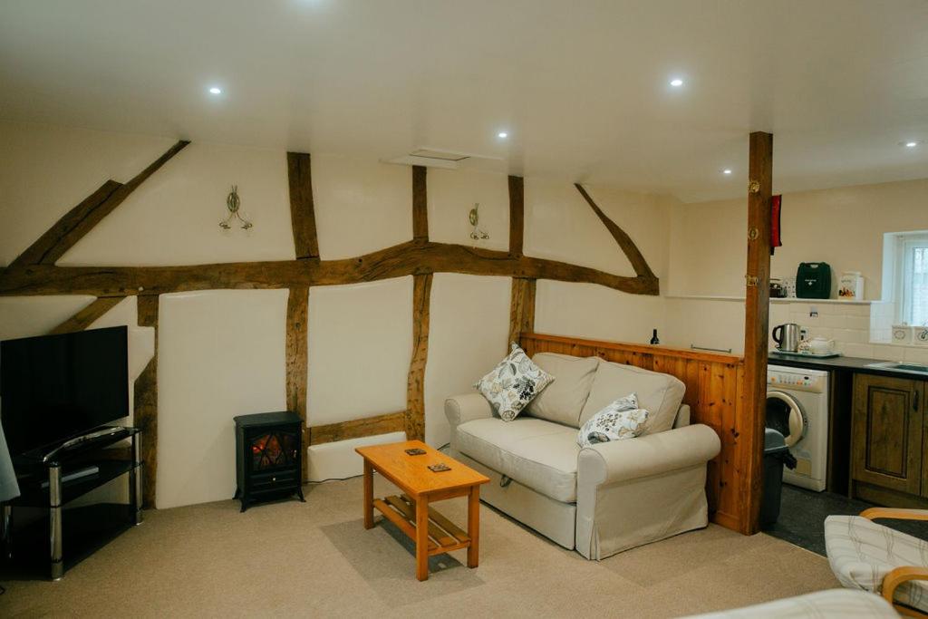 Granary at Tyddyn Isaf