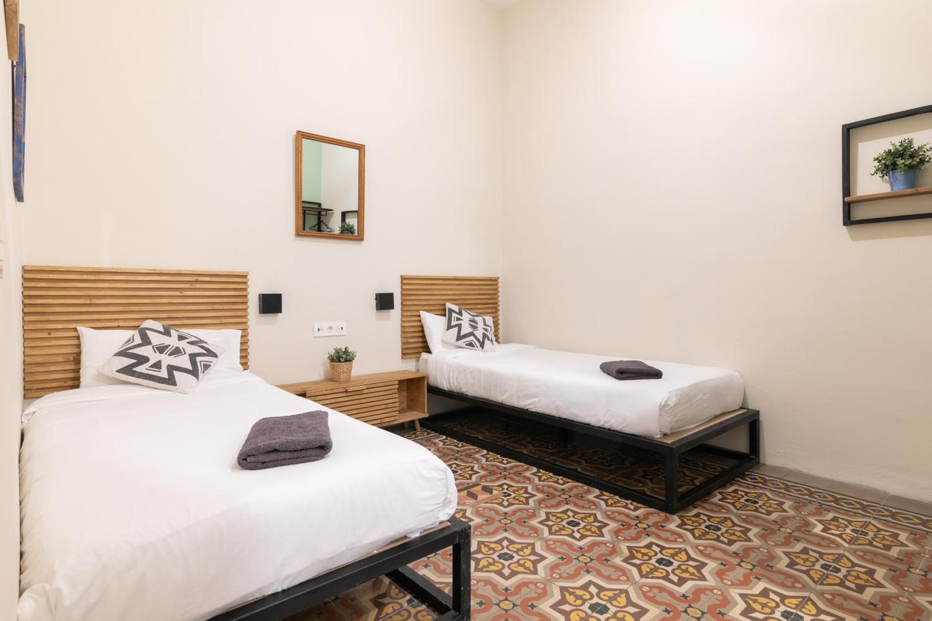 Twin Room with Private Bathroom