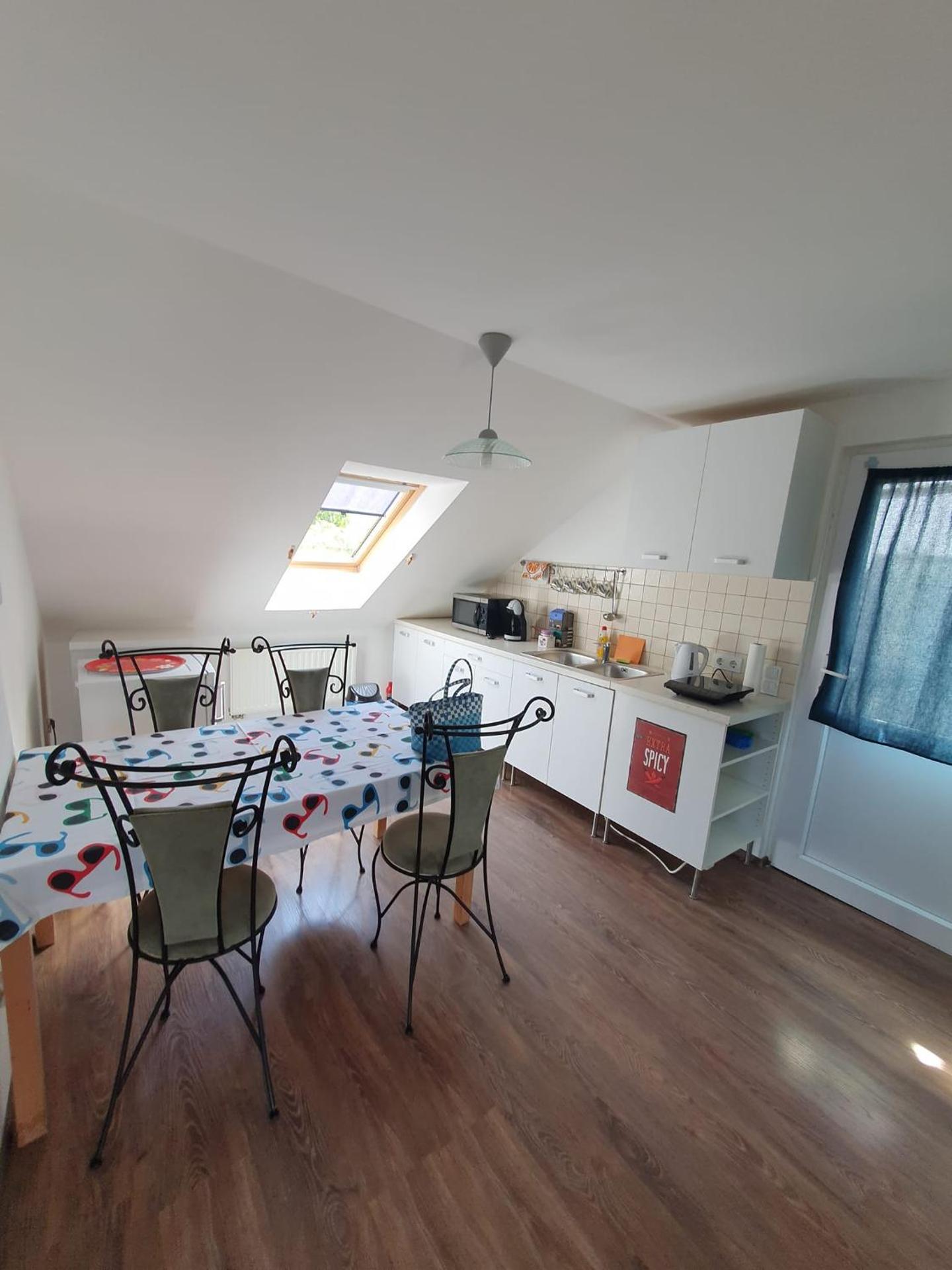 Sunshine Apartment Velence