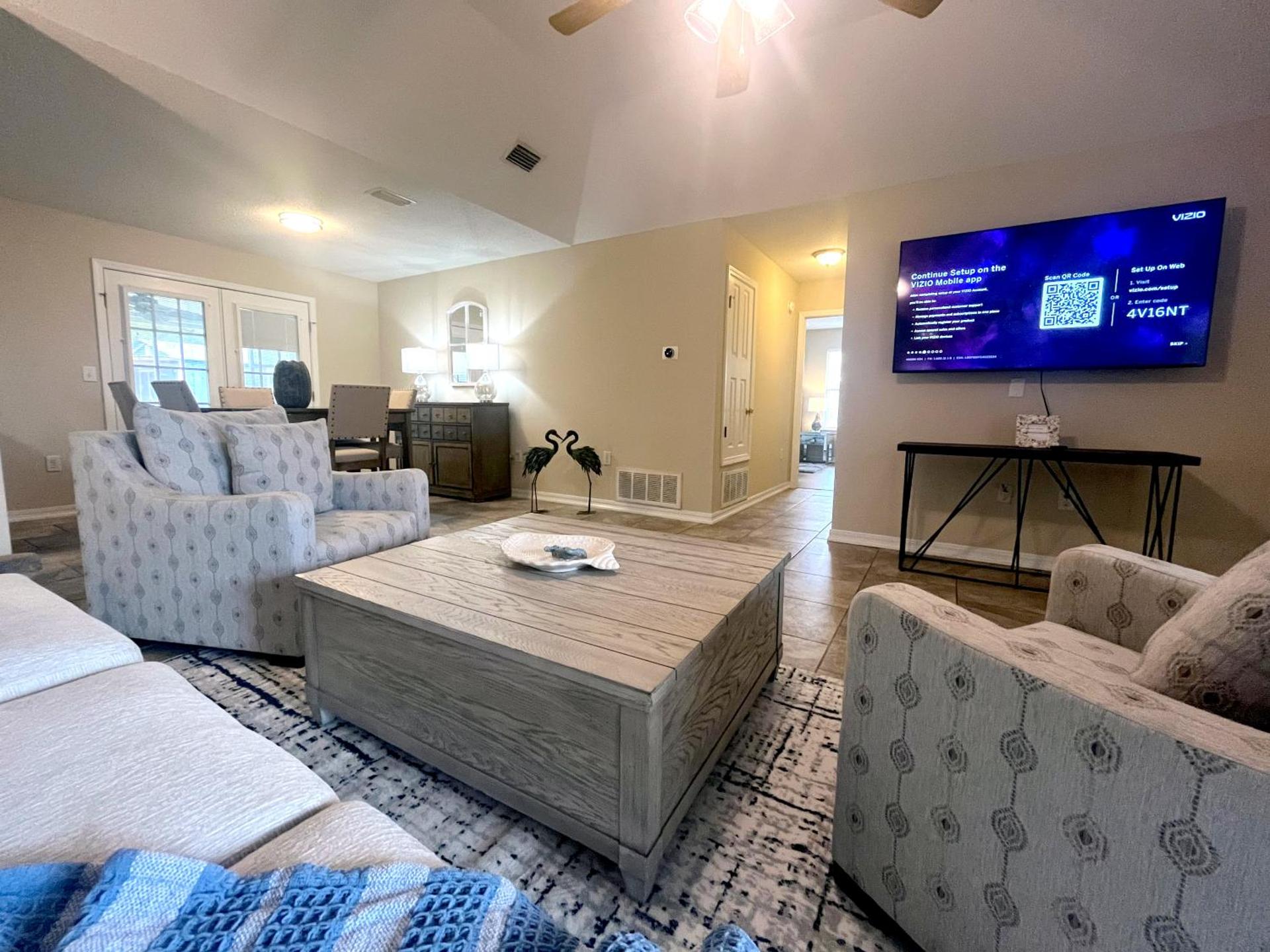 Communal lounge/ TV room