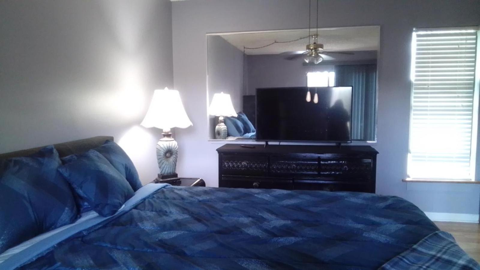 Irises House - private room in home