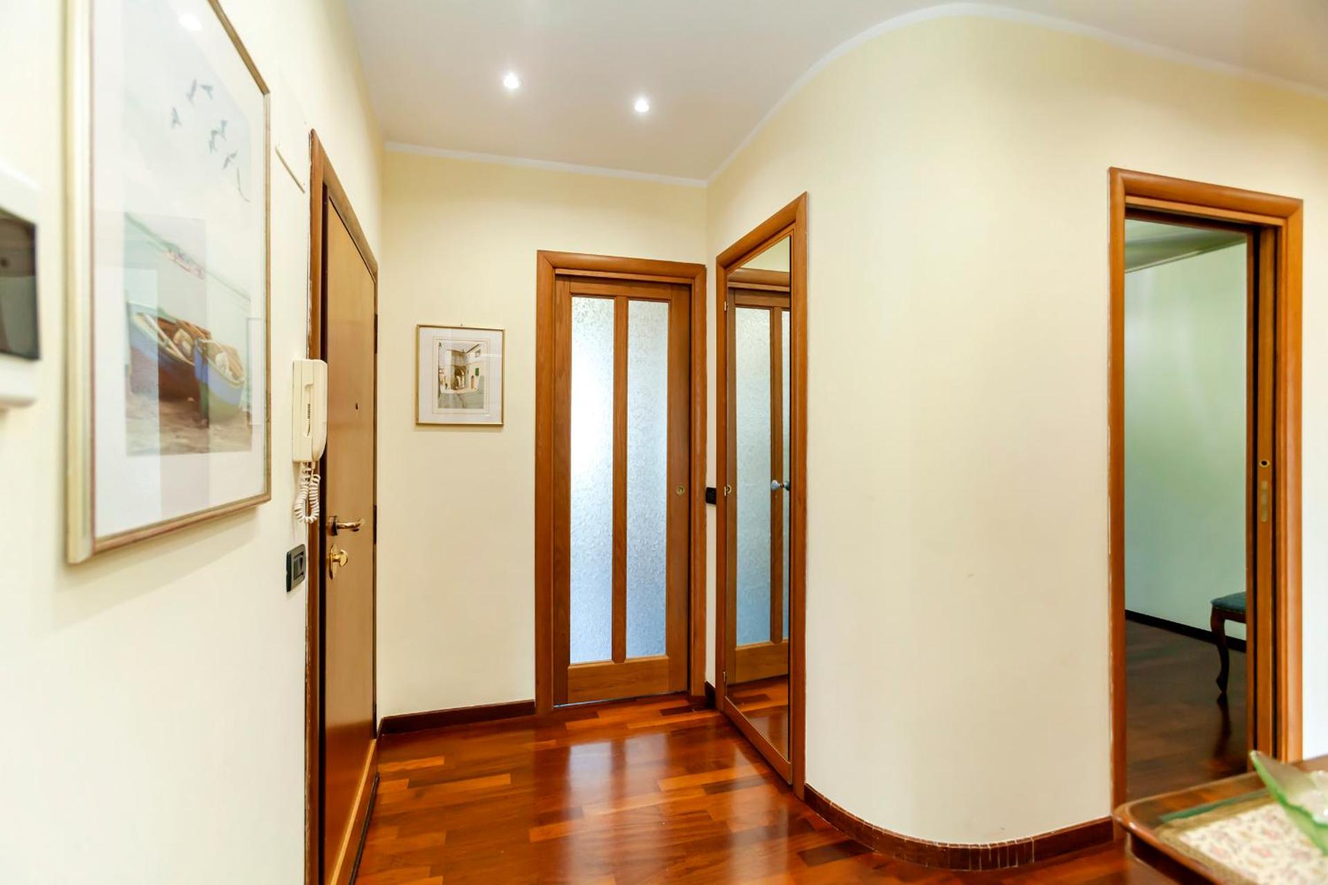 Appia Nuova Lucrezia Apartment