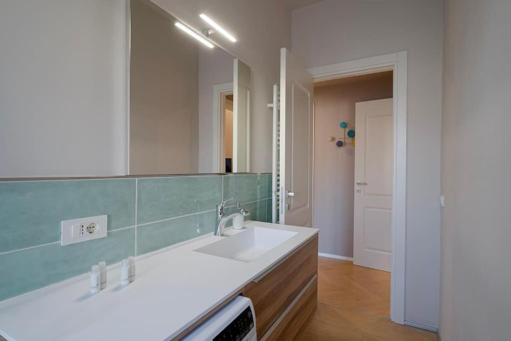 ARTpartment - 2 camere - WiFi - Garage