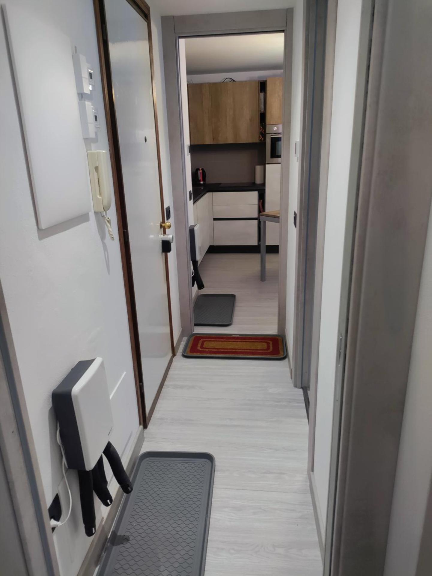 TANA DELLA MARMOTTA - renovated, ski in ski out, turkish bath, garage, storage