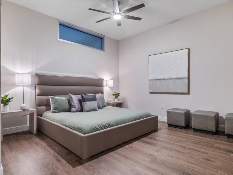 4Bedroom/ 2bath 2100sq ft Thorton Park Master Suite