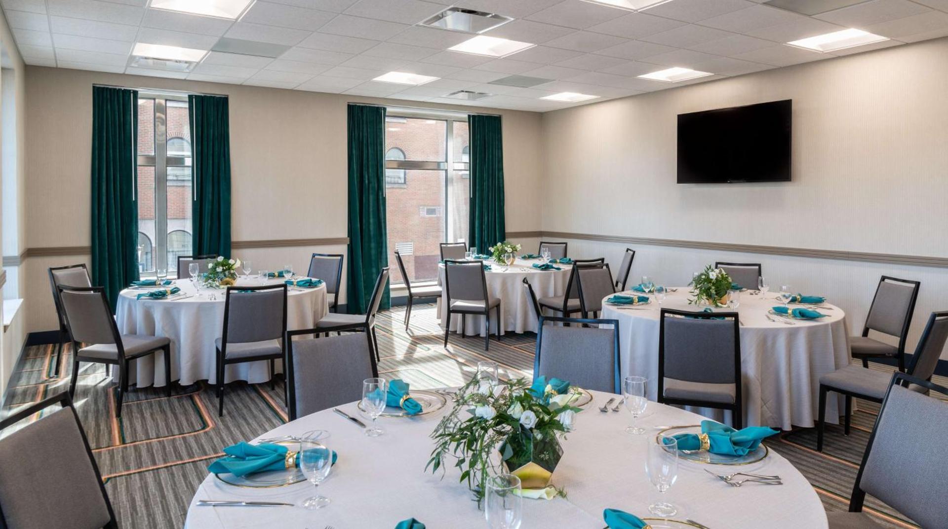 Meeting/conference room