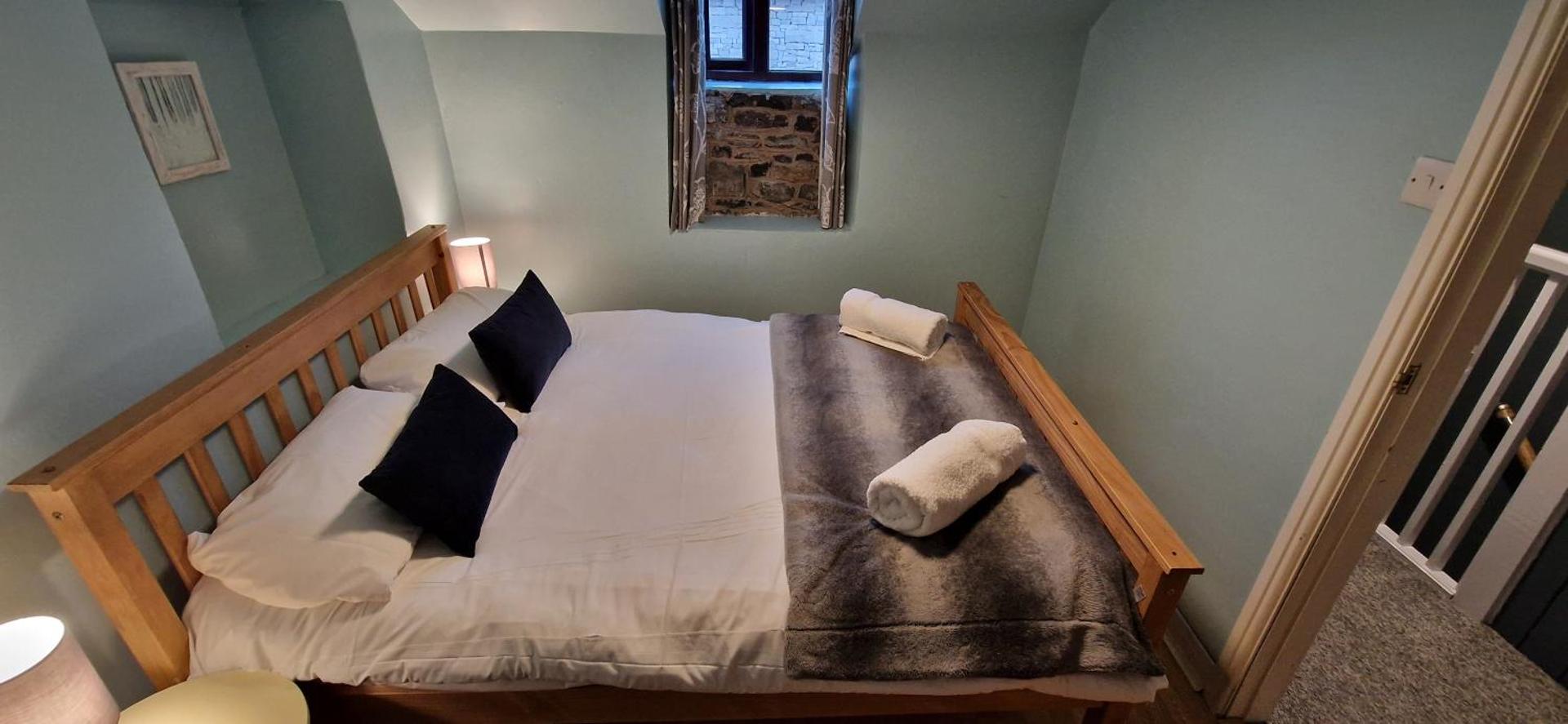 Beautiful Central Kendal Townhouse 3 Double Beds Free Parking