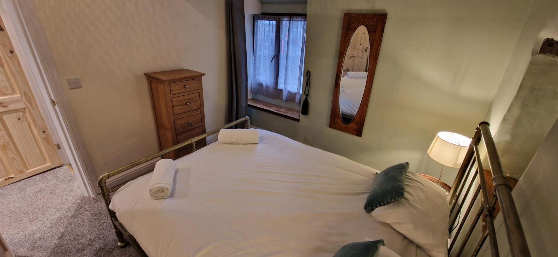 Beautiful Central Kendal Townhouse 3 Double Beds Free Parking