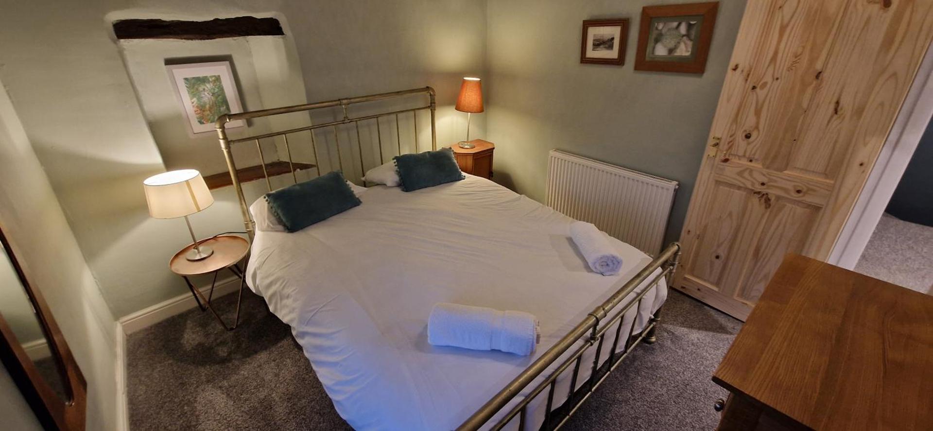 Beautiful Central Kendal Townhouse 3 Double Beds Free Parking