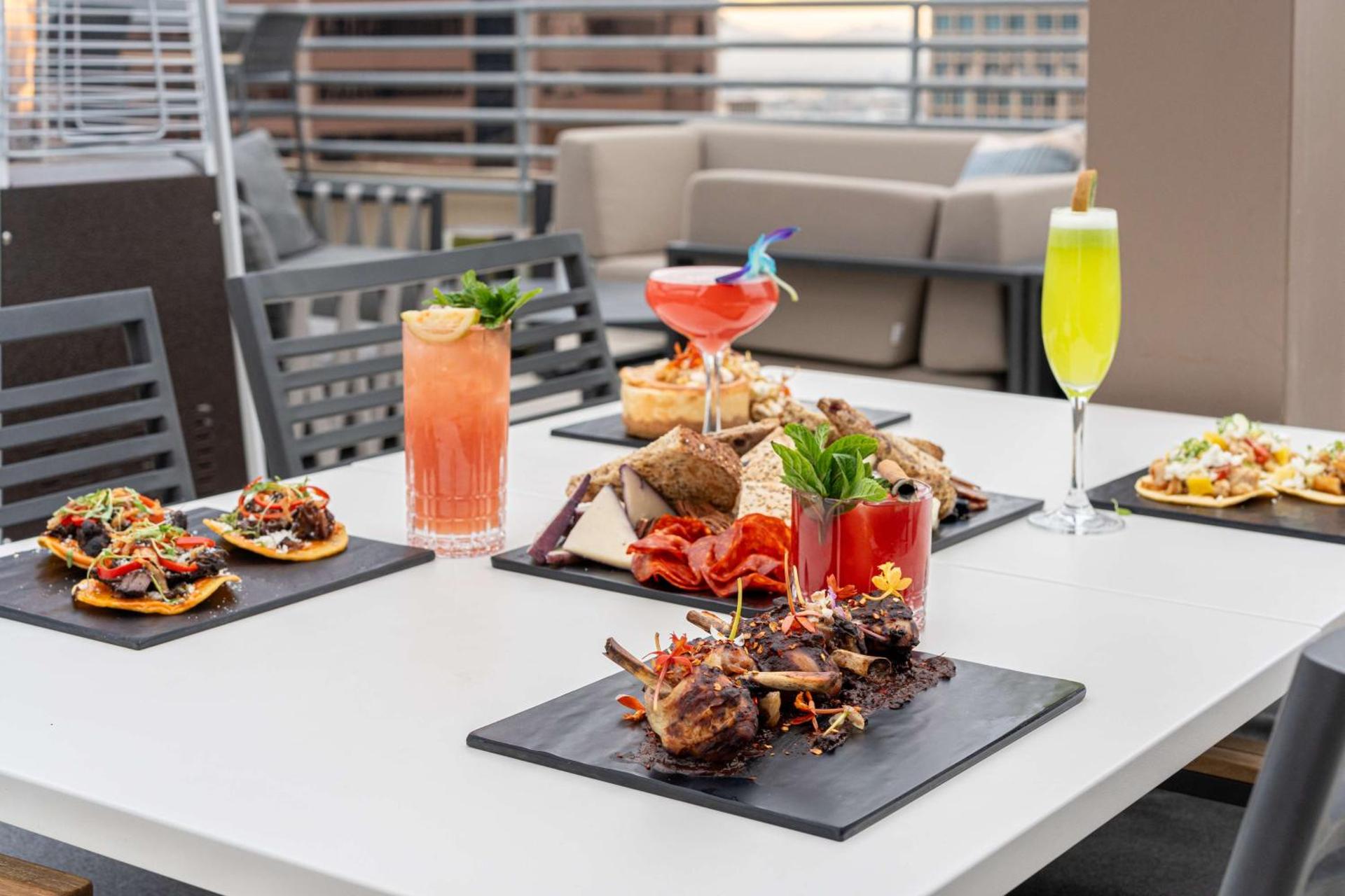 Restaurant/places to eat