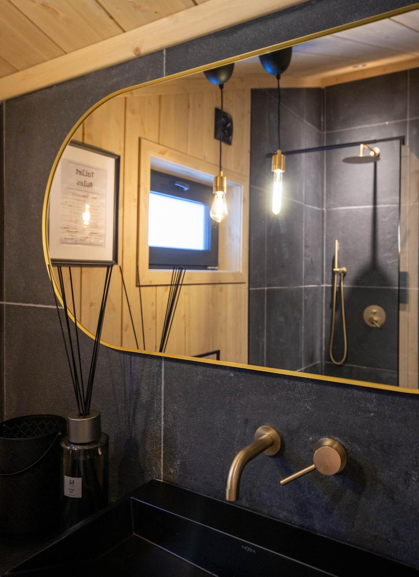 High standard cabin close to the Flå city center