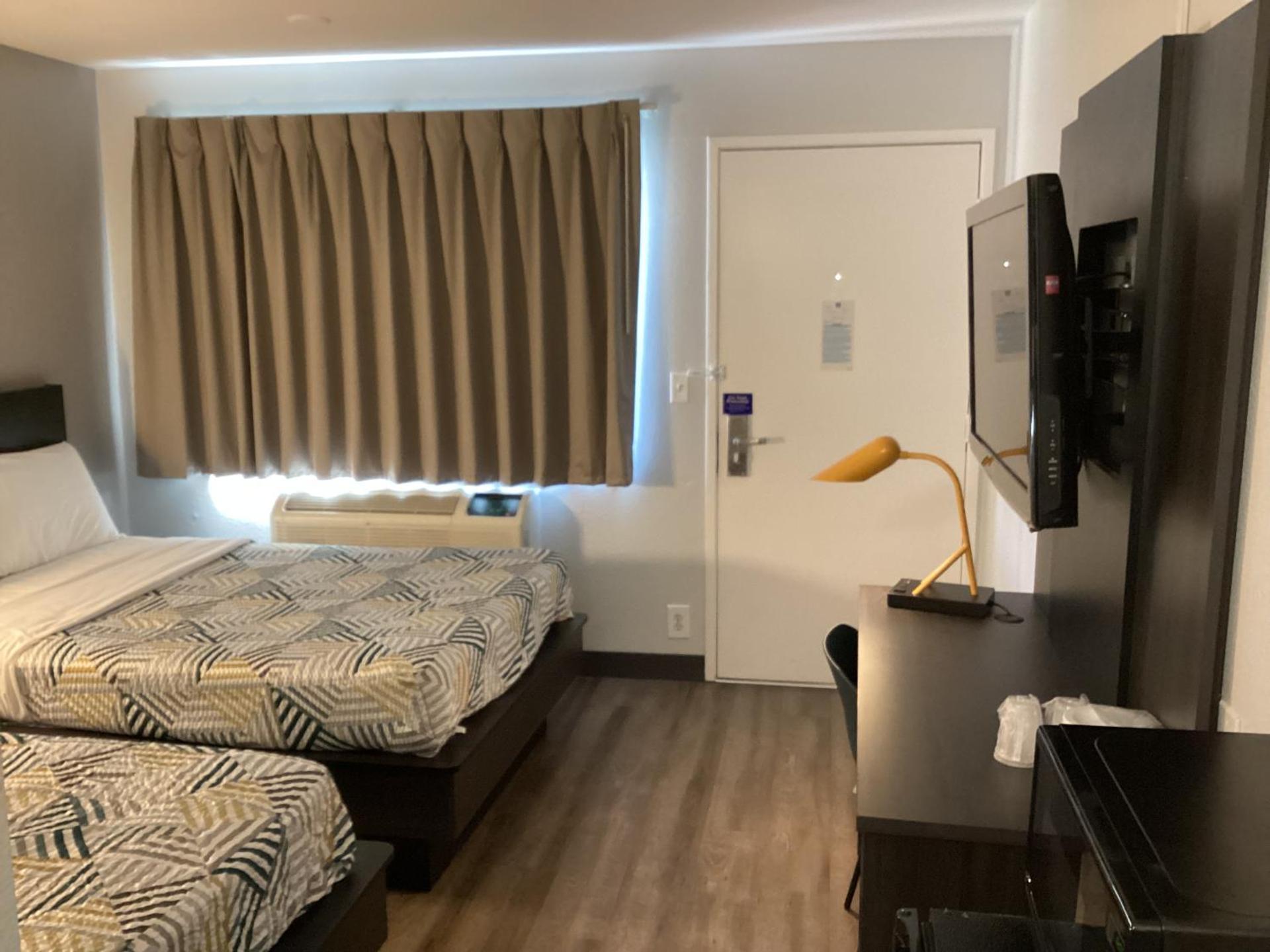 Motel 6-Reno, NV - Livestock Events Center