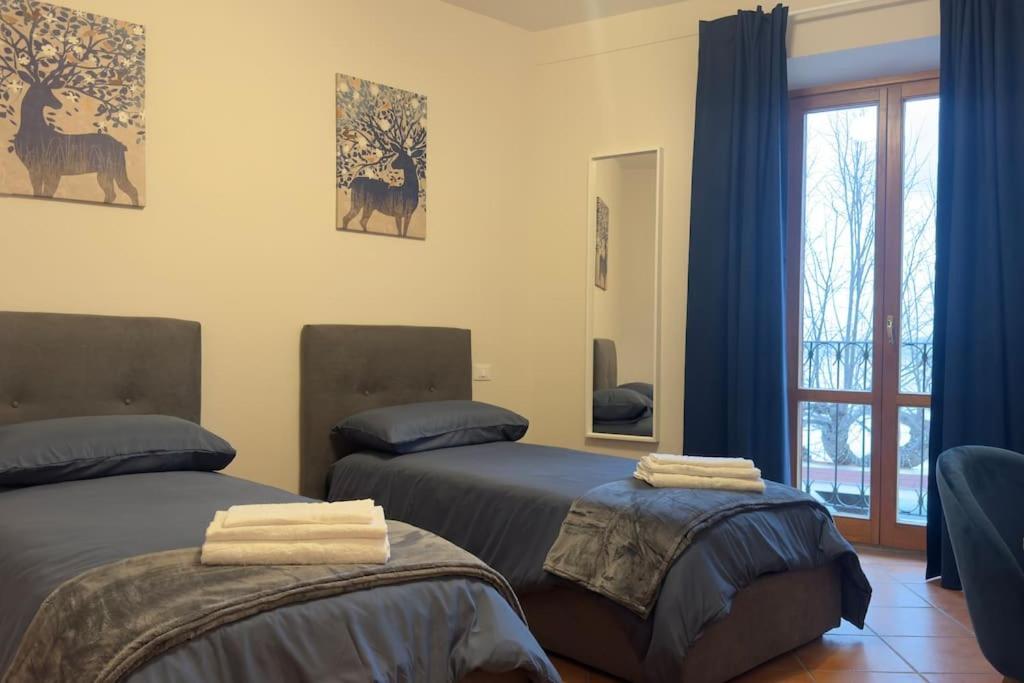 Fronte lago nel centro storico “La Casa del Lago”