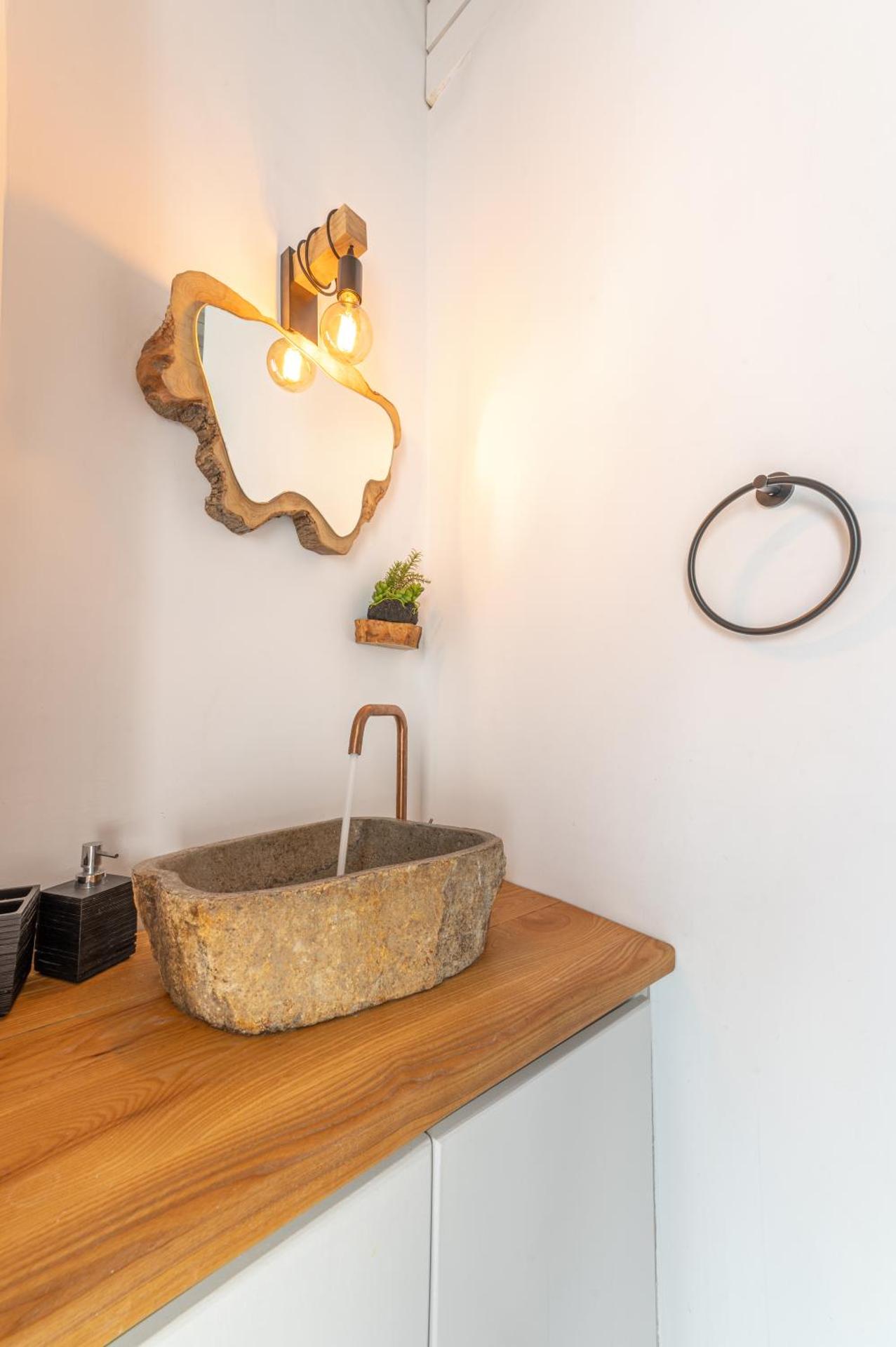 MYKONOS VIBES TOWN LOFT