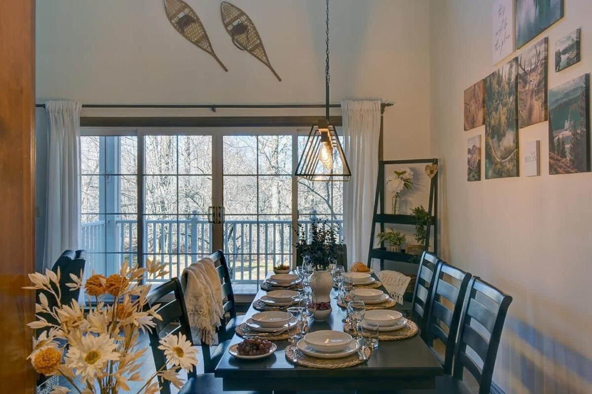 Huge condo in front of Tremblant ski resort