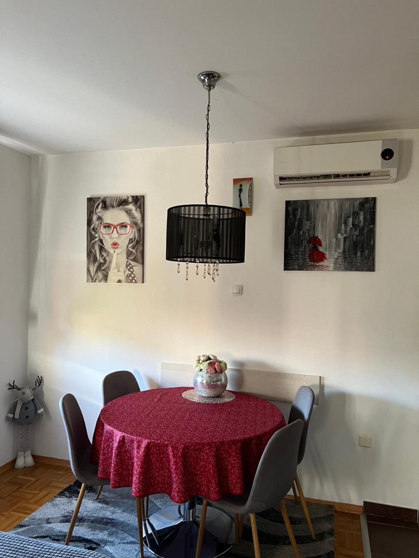 Apartment Sweet Dreams-close to ZOO,Dinamo stadium and the city center