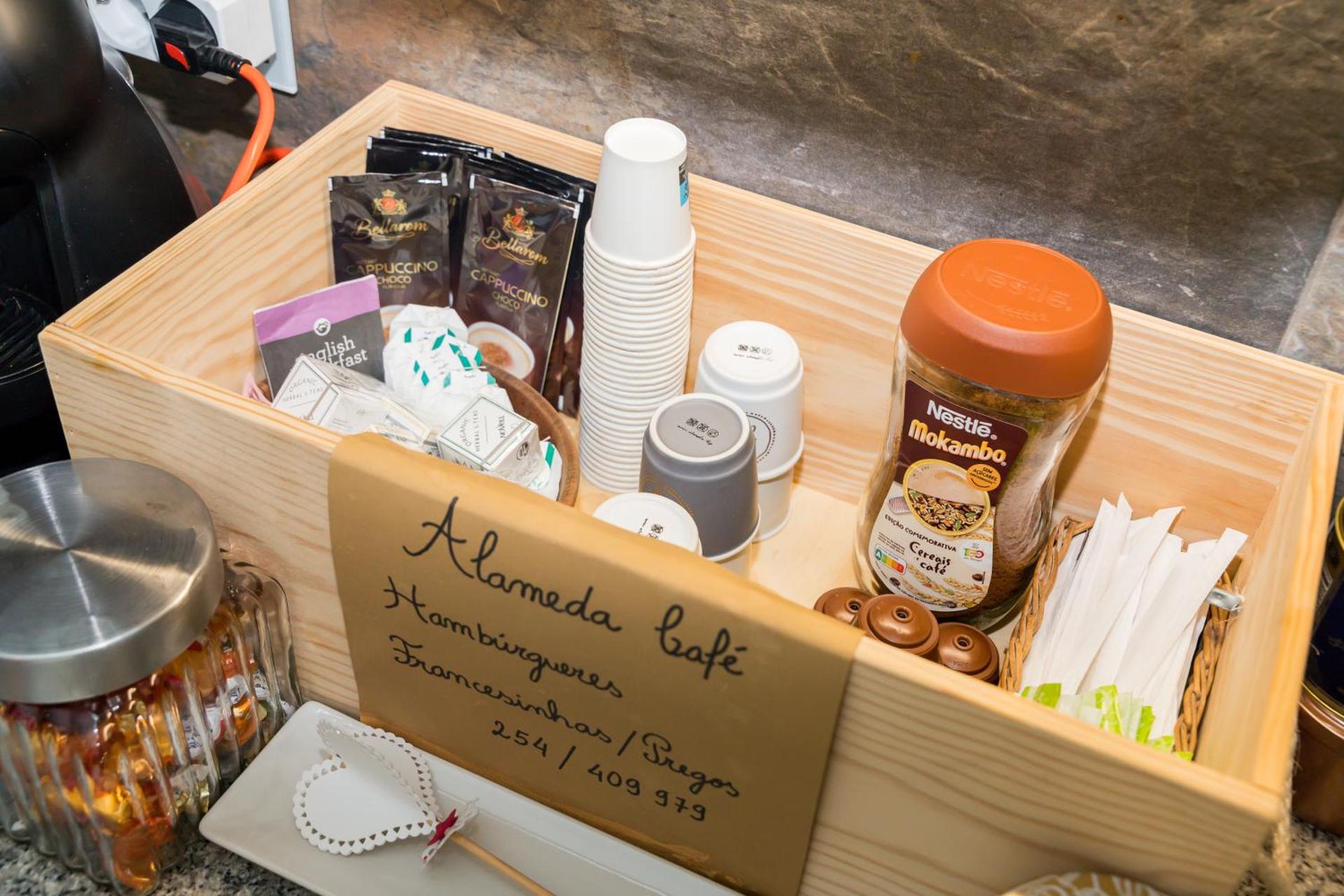 Coffee/tea facilities