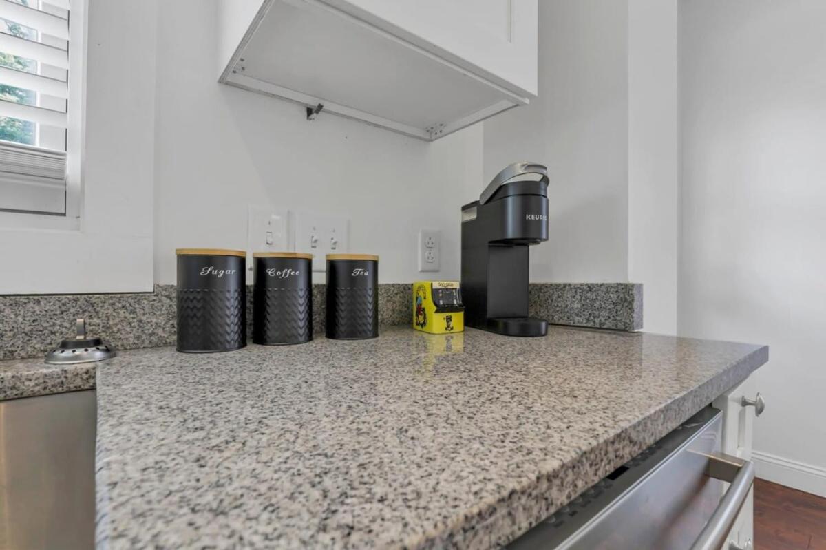 Housepitality - The Columbus Game House - 2 BR