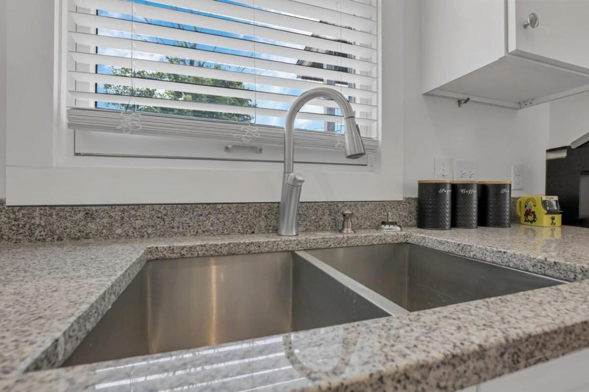 Housepitality - The Columbus Game House - 2 BR